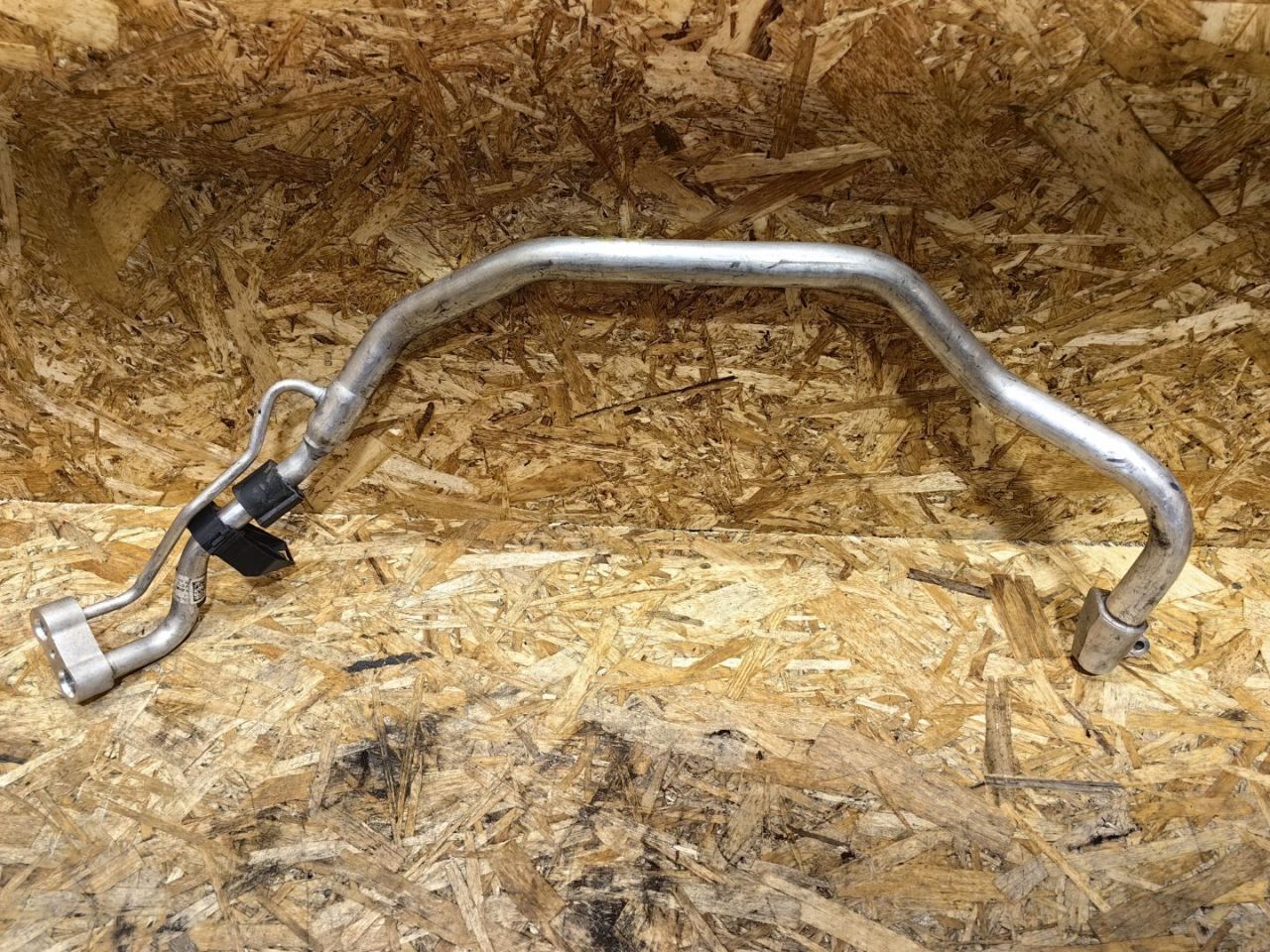 трубка кондиционера Audi Q7 4M 2016, 3.0 л., дизель, 4M0816738K - фото №1