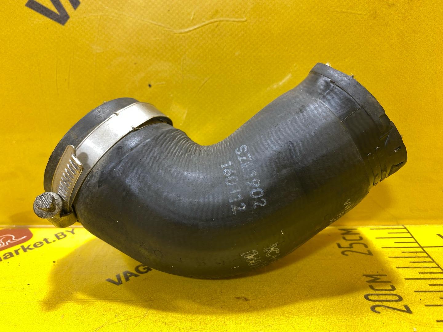 патрубок интеркулера Audi Q3 8U 2012, 2.0 л., бензин, 5N0145833A - фото №2