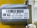 моторчик стеклоподъемника передний левый Volkswagen Caddy 4 поколение 2016, 1.4 л., бензин, 2K5959701A - фото №6