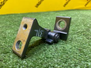 петля двери Audi Q3 8U 2012, 2.0 л., бензин, 8X0831403B