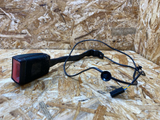 замок ремня безопасности Volkswagen Passat B7 2014, 2.0 л., дизель, 3AA857756C