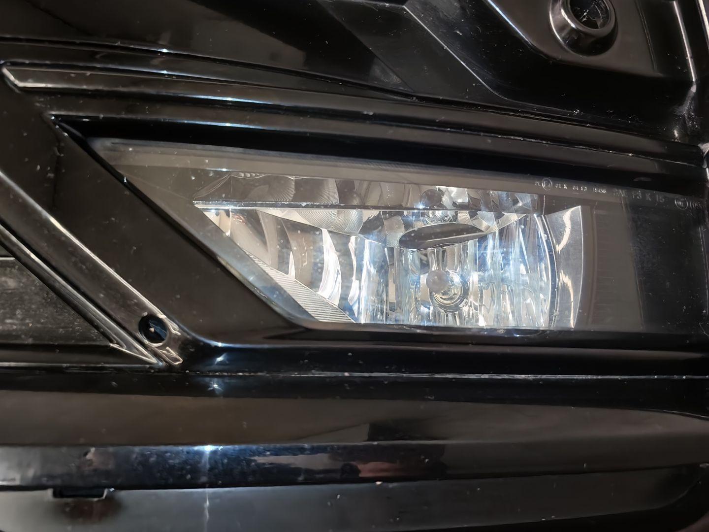 бампер передний Volkswagen Tiguan 2 поколение 2020, 2.0 л., бензин, 5NN807217T, 5NN805903D - фото №7