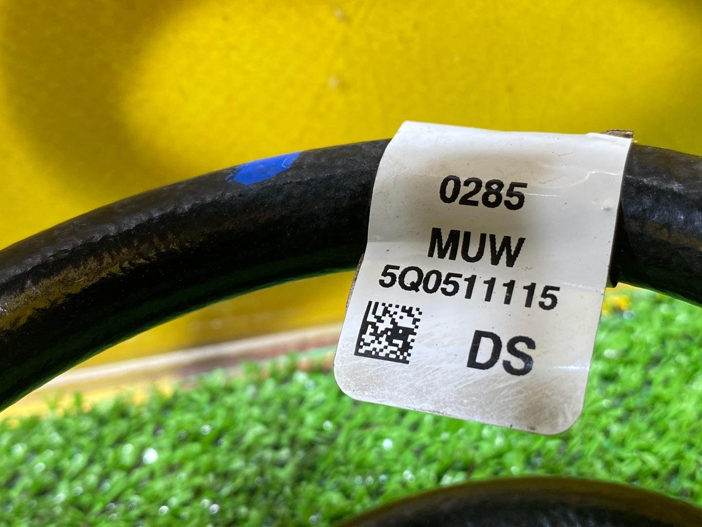 пружина задняя Audi Q3 F3 2023, 2.0 л., бензин, 5Q0511115DS - фото №7