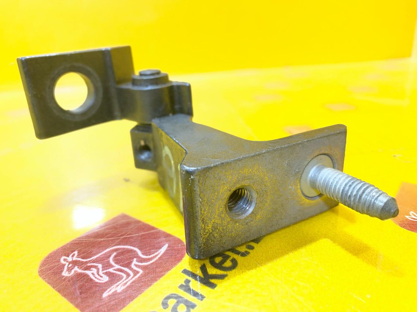 петля двери Audi A8 D5 2019, 3.0 л., дизель, 80A831403E - фото №4