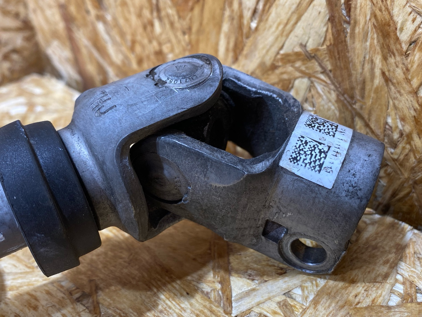 рулевой карданчик Audi A4 B9 2016, 2.0 л., бензин, 8W2419753B - фото №7