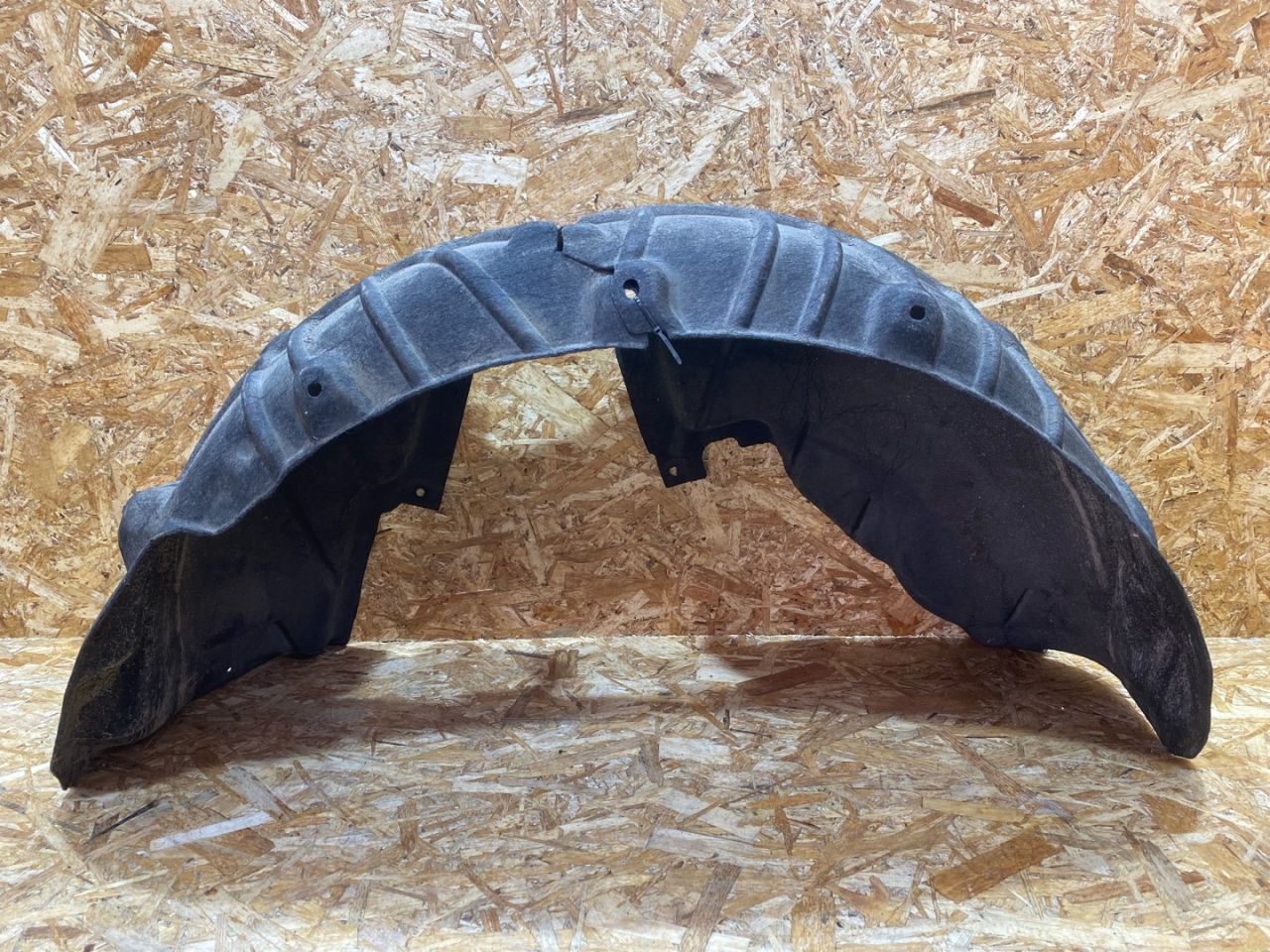 защита арок задняя правая (подкрылок) Audi A4 B9 2016, 2.0 л., бензин, 8W0810172F - фото №1