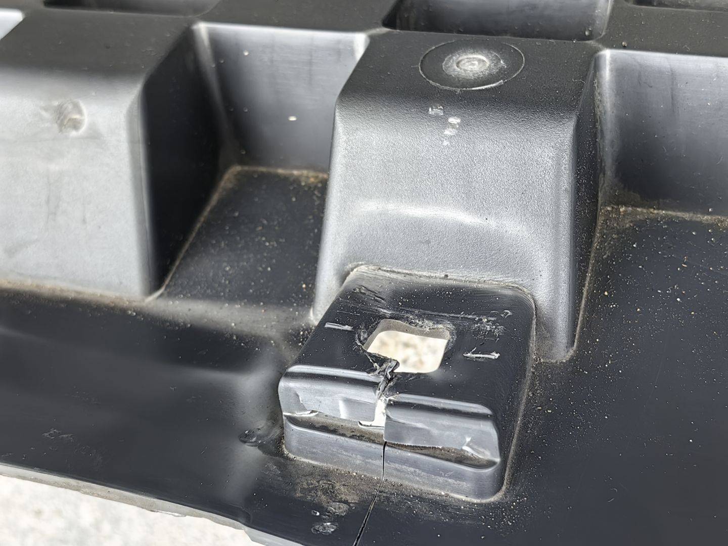 бампер передний Audi A3 8V 2015, 1.4 л., бензин, 8V5807065D, 8V5853651A - фото №15