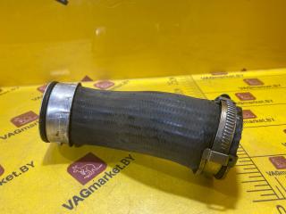 патрубок интеркулера Audi Q7 4L [рестайлинг] 2013, 3.0 л., дизель, 7L6145708H