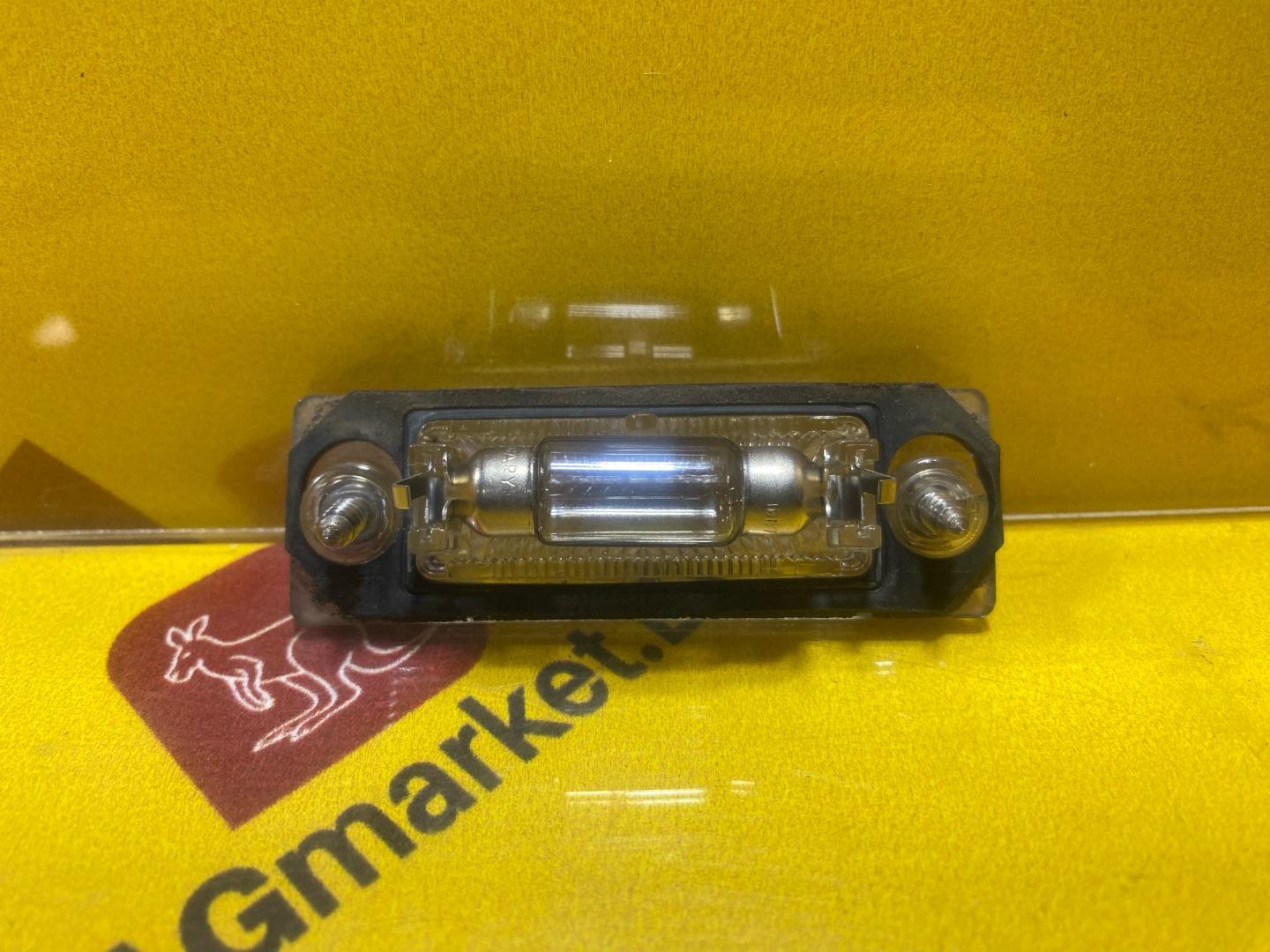 подсветка номера Volkswagen Caddy 4 поколение 2018, 2.0 л., дизель, 3B5998026A - фото №2