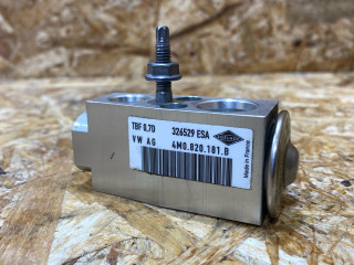 расширительный клапан кондиционера Audi Q7 4M 2016, 3.0 л., дизель, 4M0820181B