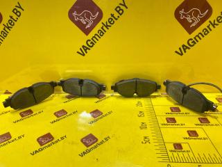 тормозные колодки Skoda Octavia 3 поколение (A7) 2016, 1.8 л., бензин, 5Q0698451F