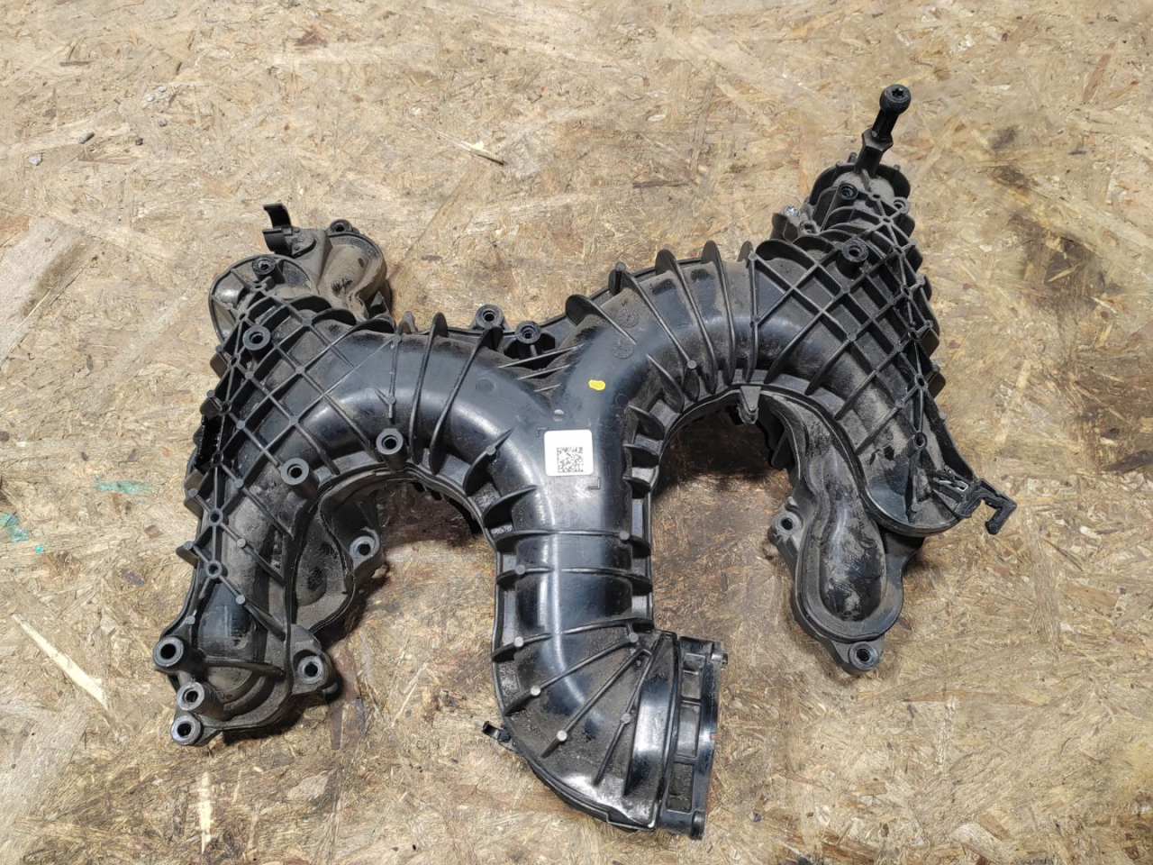 коллектор впускной Volkswagen Touareg 3 поколение 2019, 3.0 л., дизель, 059129711DM - фото №1