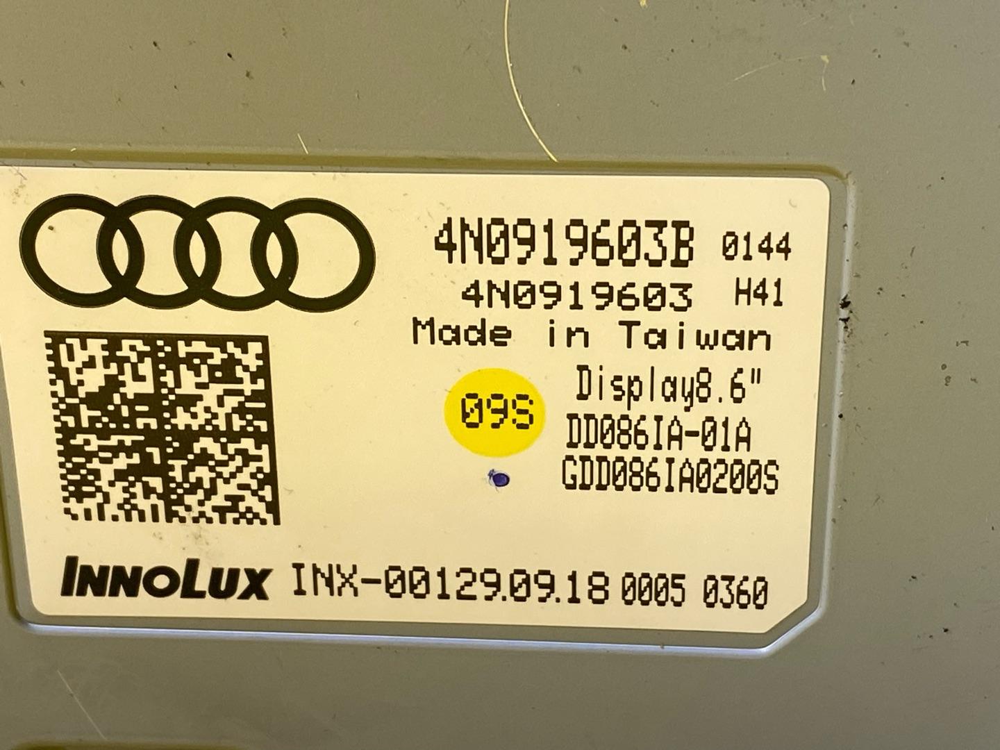 монитор мультимедиа Audi A8 D5 2019, 3.0 л., дизель, 4N0919603B - фото №7