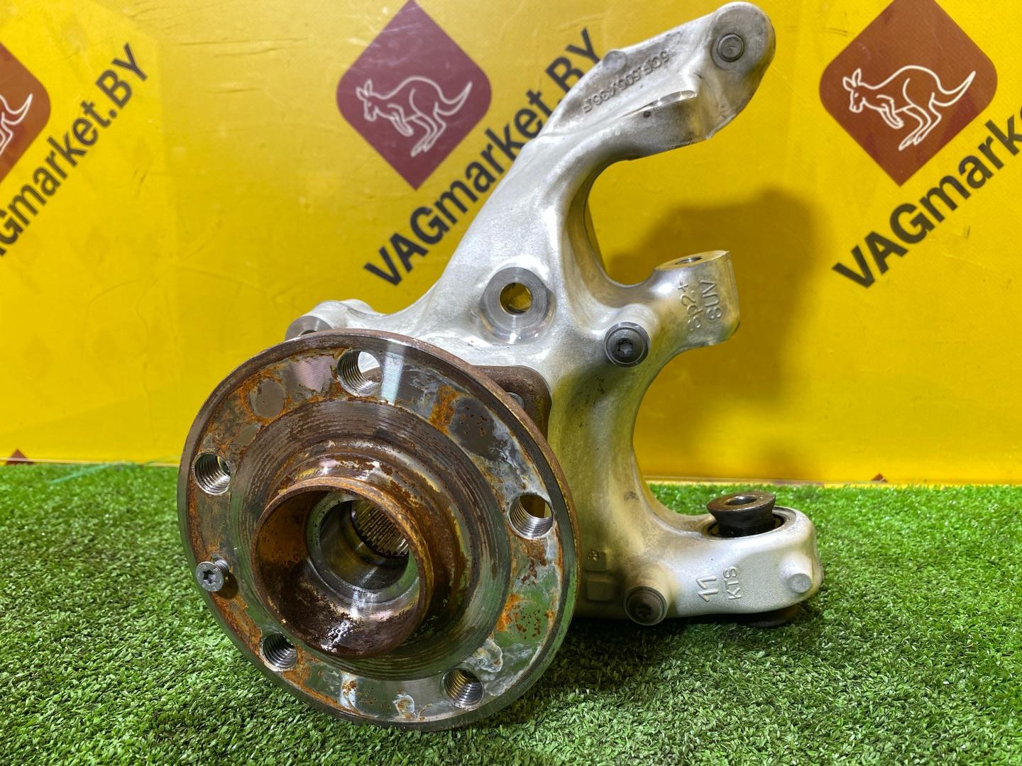 кулак задний правый Volkswagen Tiguan 2 поколение 2020, 2.0 л., бензин, 5QF505436F