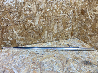 молдинг стекла двери задней левой Porsche Macan 1 поколение 2016, 3.0 л., дизель, 95B839475C