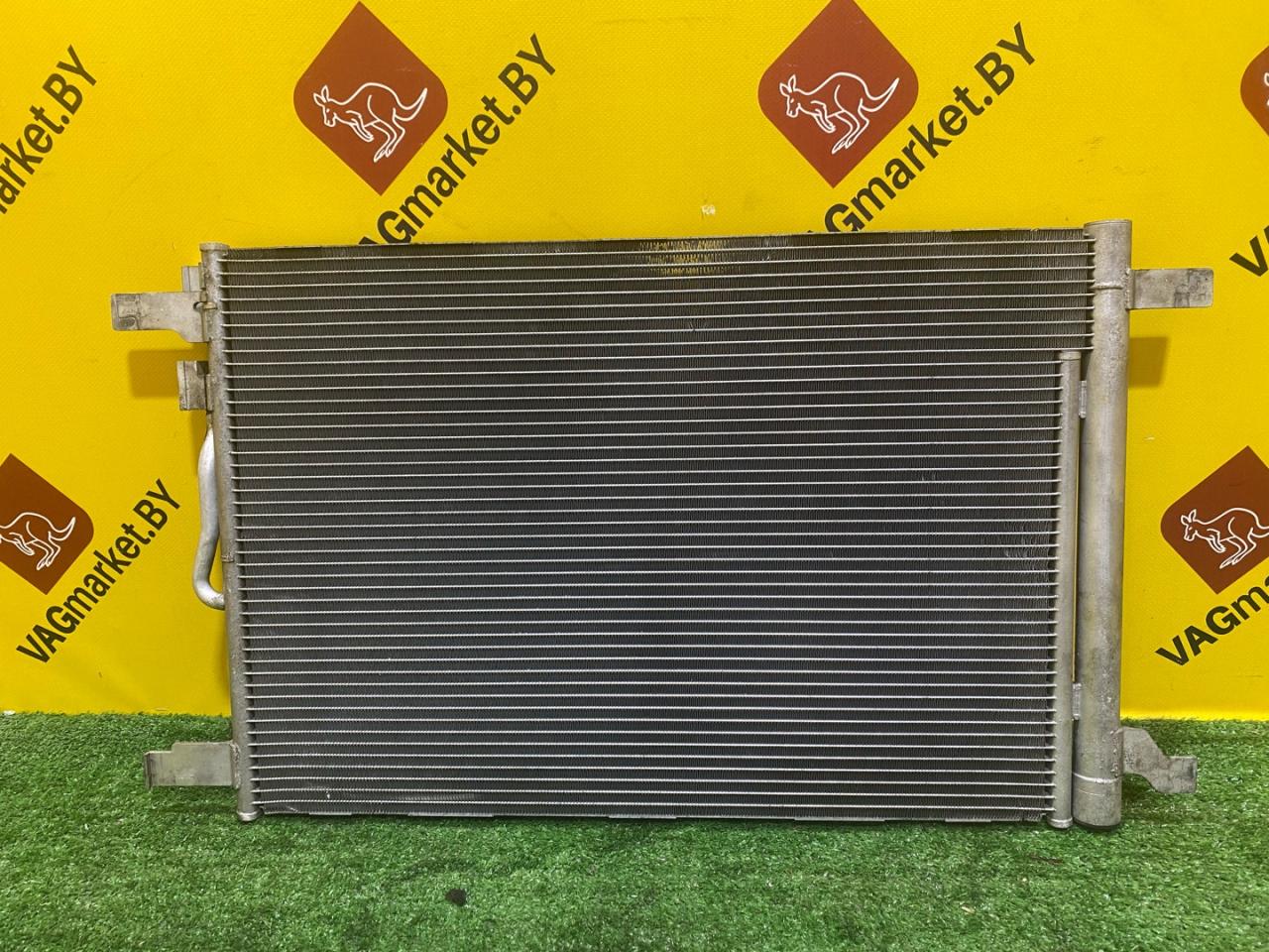 радиатор кондиционера Volkswagen Tiguan 2 поколение 2016, 2.0 л., бензин, 5Q0816411AR - фото №1
