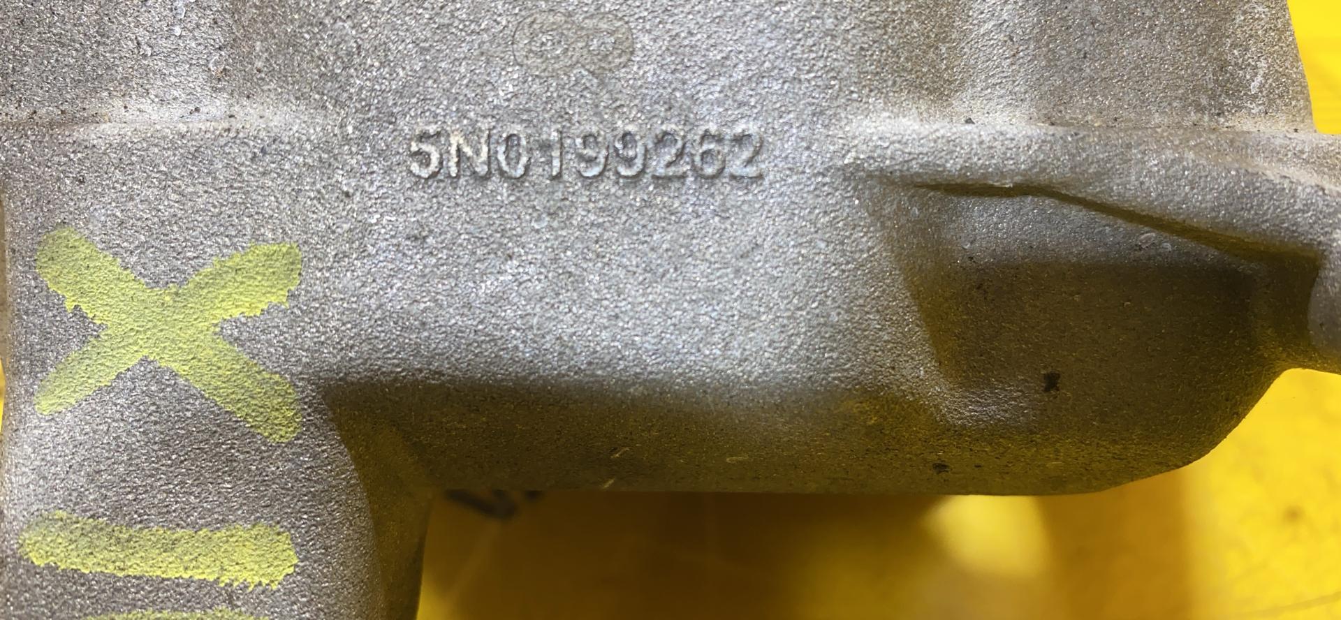 подушка крепления двигателя Audi Q3 8U 2012, 2.0 л., бензин, 5N0199262G - фото №2