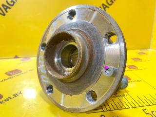 ступица передняя Skoda Octavia 3 поколение (A7) 2016, 1.8 л., бензин, 8V0498625A