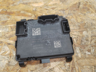 блок управления крышей / люком Volkswagen Tiguan 2 поколение 2018, 2.0 л., бензин, 4M0907594J