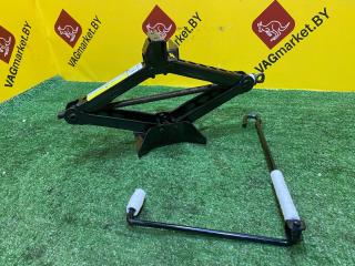 домкрат Audi Q3 8U 2012, 2.0 л., бензин, 5N0011031B