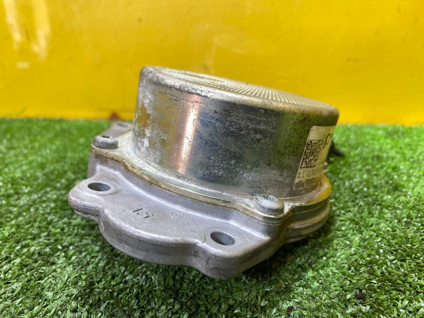 насос вакуумный Volkswagen Amarok 1 поколение 2H 2012, 2.0 л., дизель, 03L145100H - фото №5