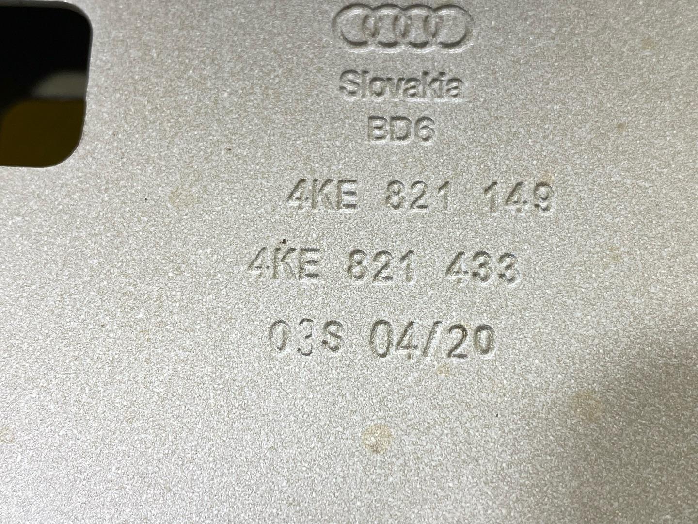 крепление ( кронштейн ) крыла Audi e-tron Sportback 1 поколение 2020, электро, 4KE821149, 4KE821469, 4KE821471 - фото №12