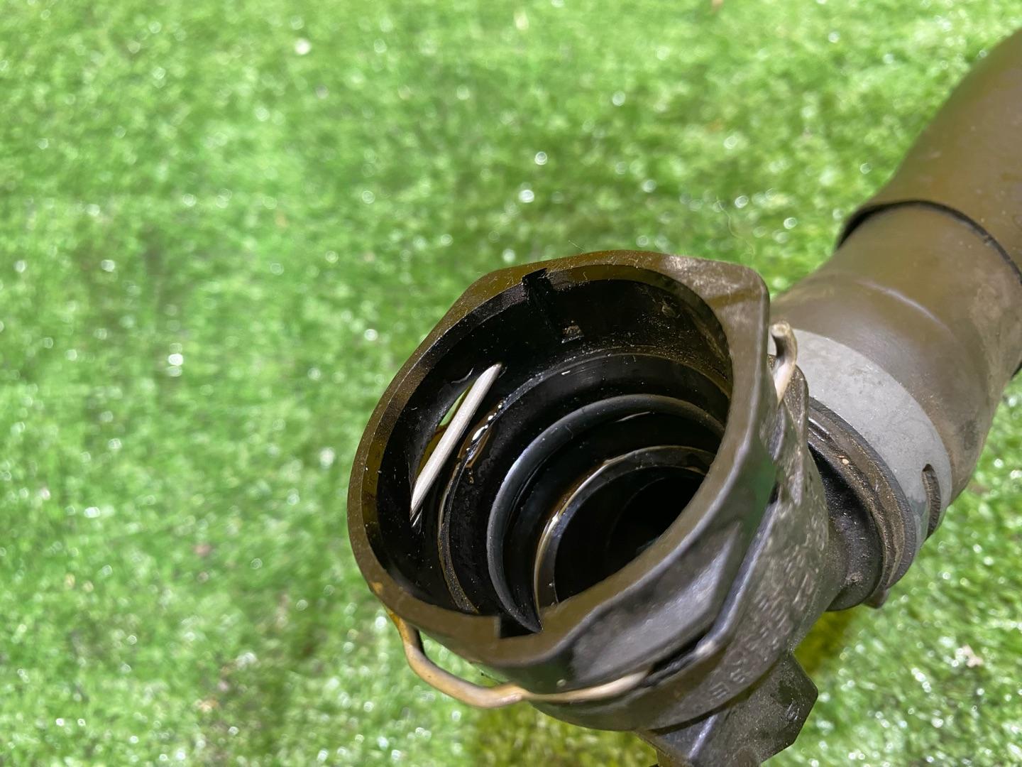 патрубок радиатора Volkswagen Tiguan 2 поколение 2020, 2.0 л., бензин, 5QN122101AM - фото №10