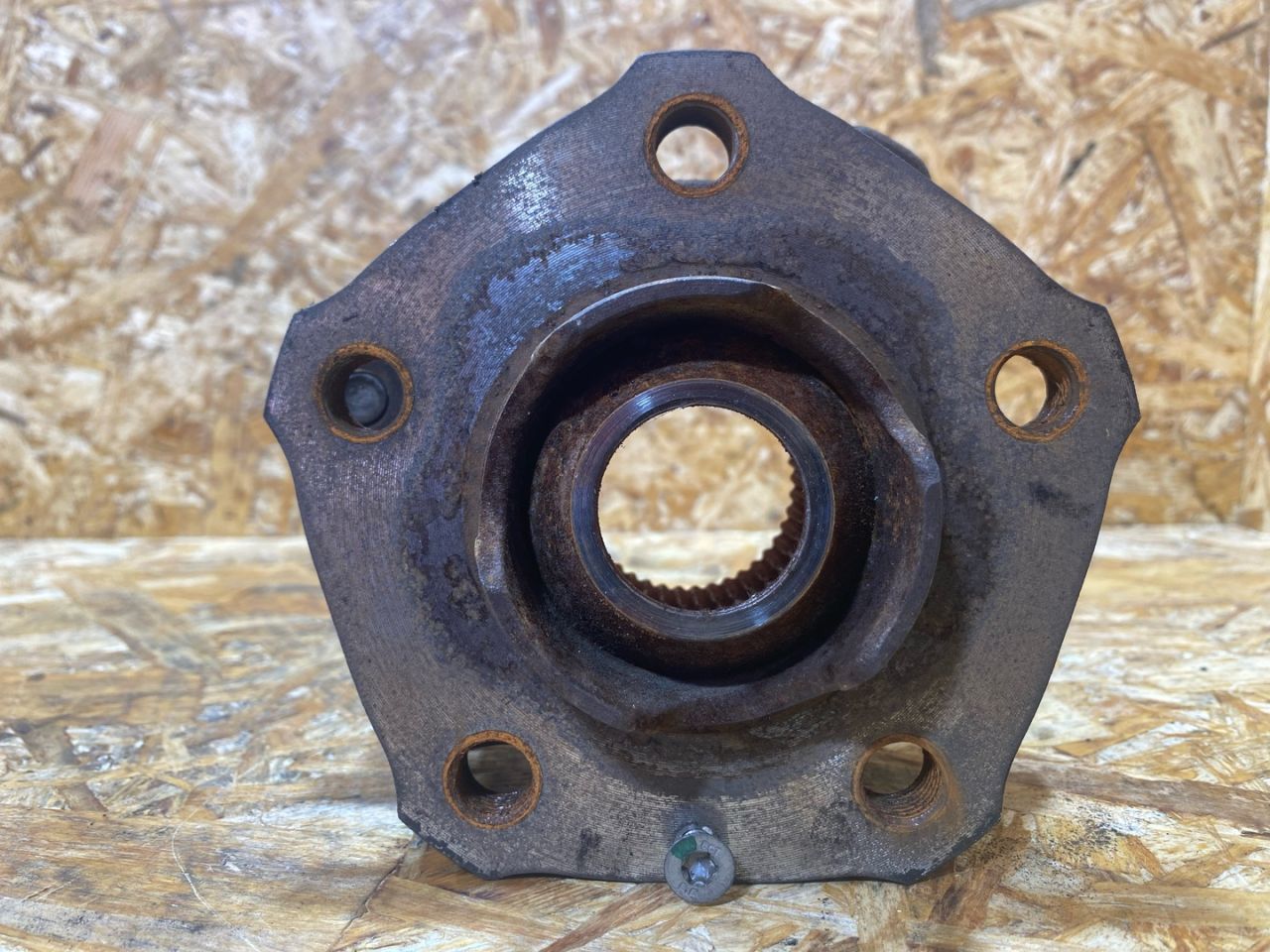 ступица задняя Audi Q7 4M 2016, 3.0 л., дизель, 4M0598625 - фото №1