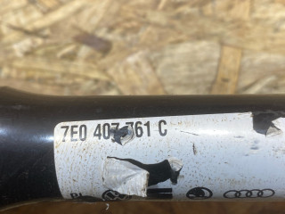 полуось передняя правая (приводной вал, ШРУС) Volkswagen Transporter T6 2018, 2.0 л., дизель, 7E0407761C