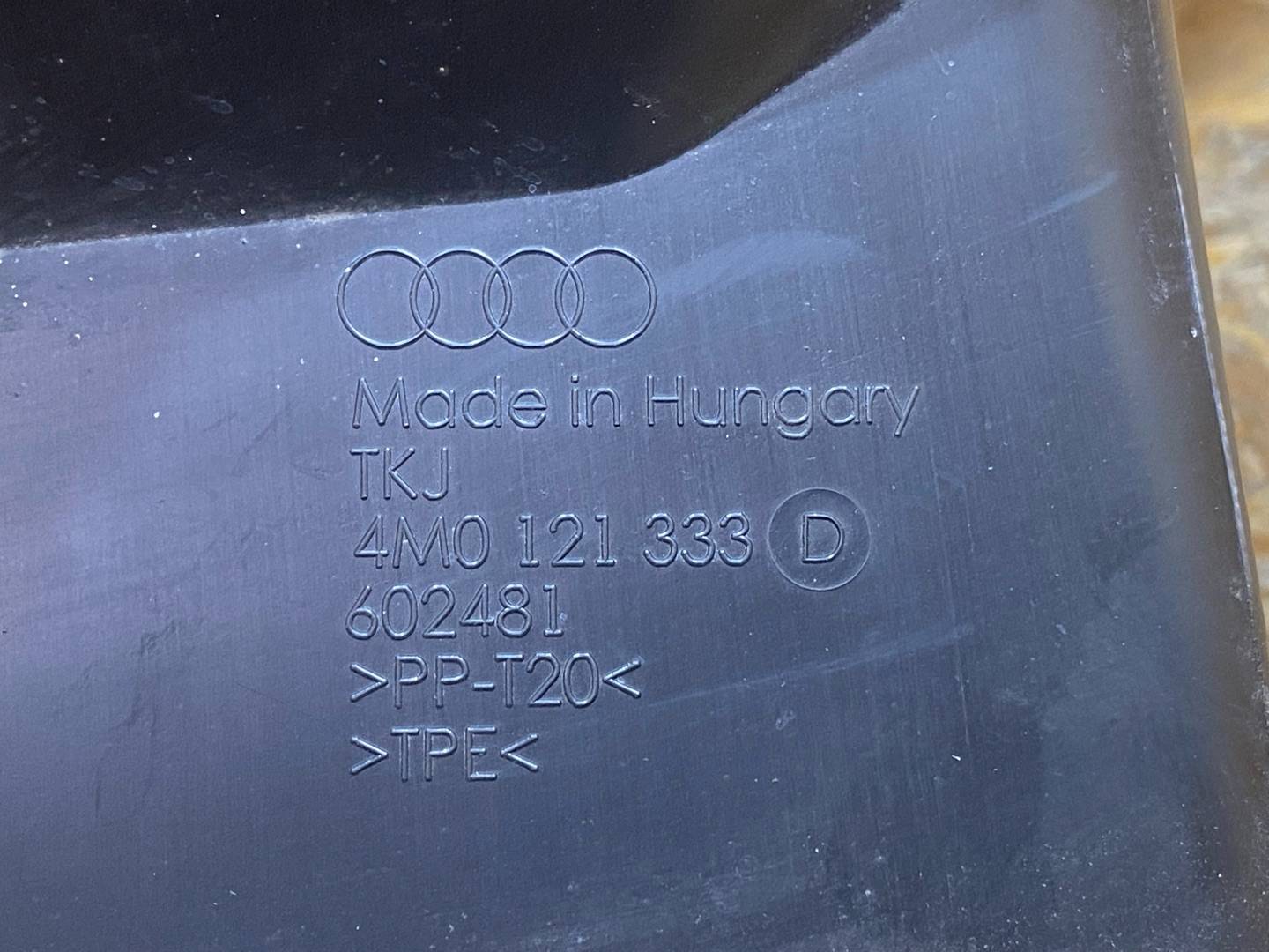 воздуховод (дефлектор) радиатора Audi Q7 4M 2016, 3.0 л., дизель, 4M0121333D - фото №11