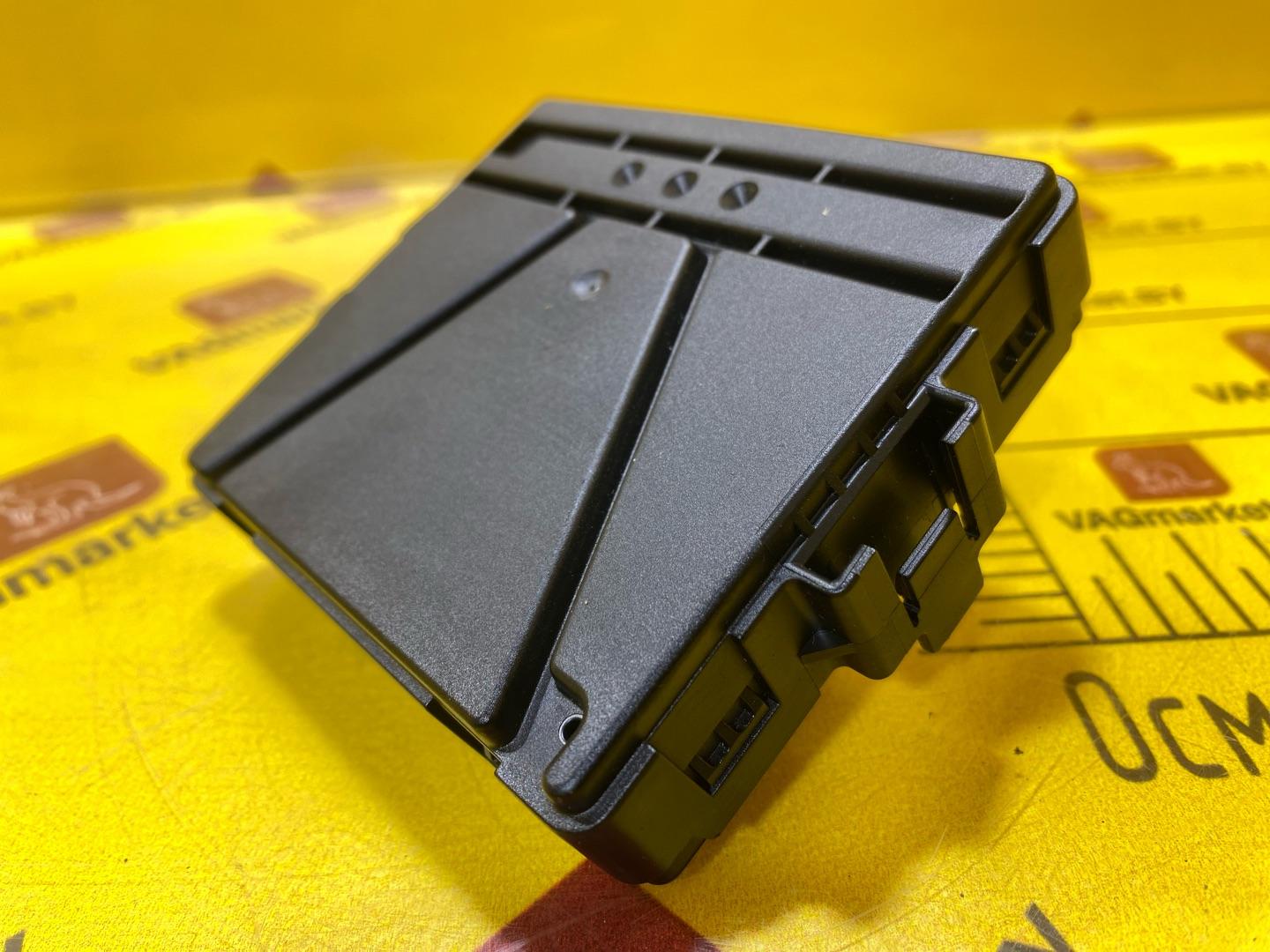 диагностический интерфейс Audi Q3 F3 2021, 2.0 л., бензин, 3Q0907530AG - фото №4