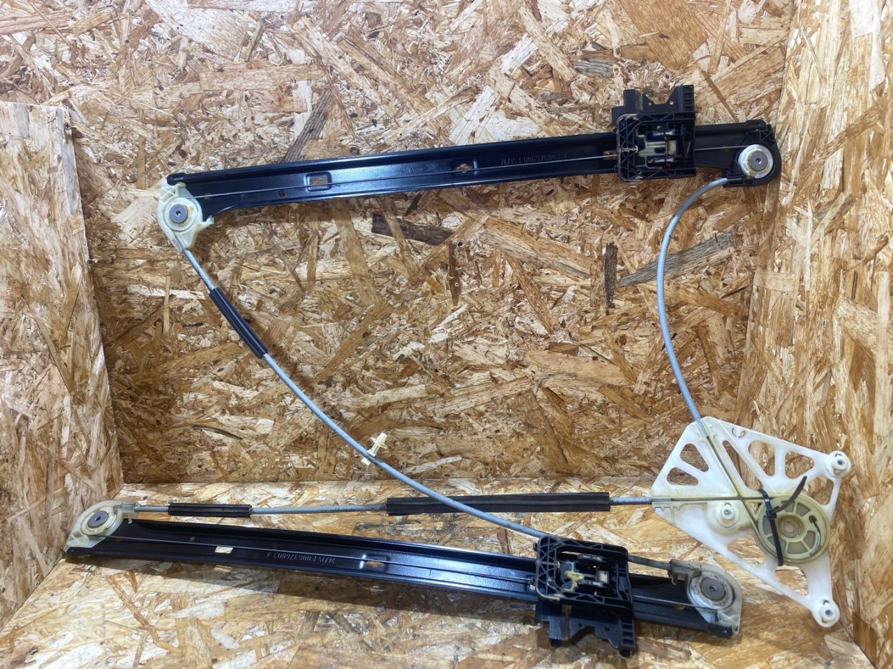 стеклоподъемник электрический передний правый Audi Q7 4M 2016, 3.0 л., дизель, 4M0837462A - фото №1