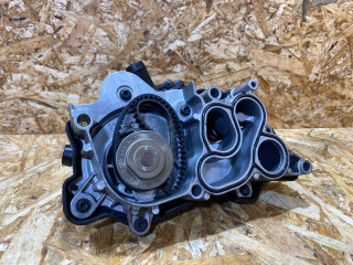 помпа Audi A3 8V 2015, 1.4 л., бензин, 04E121600AL