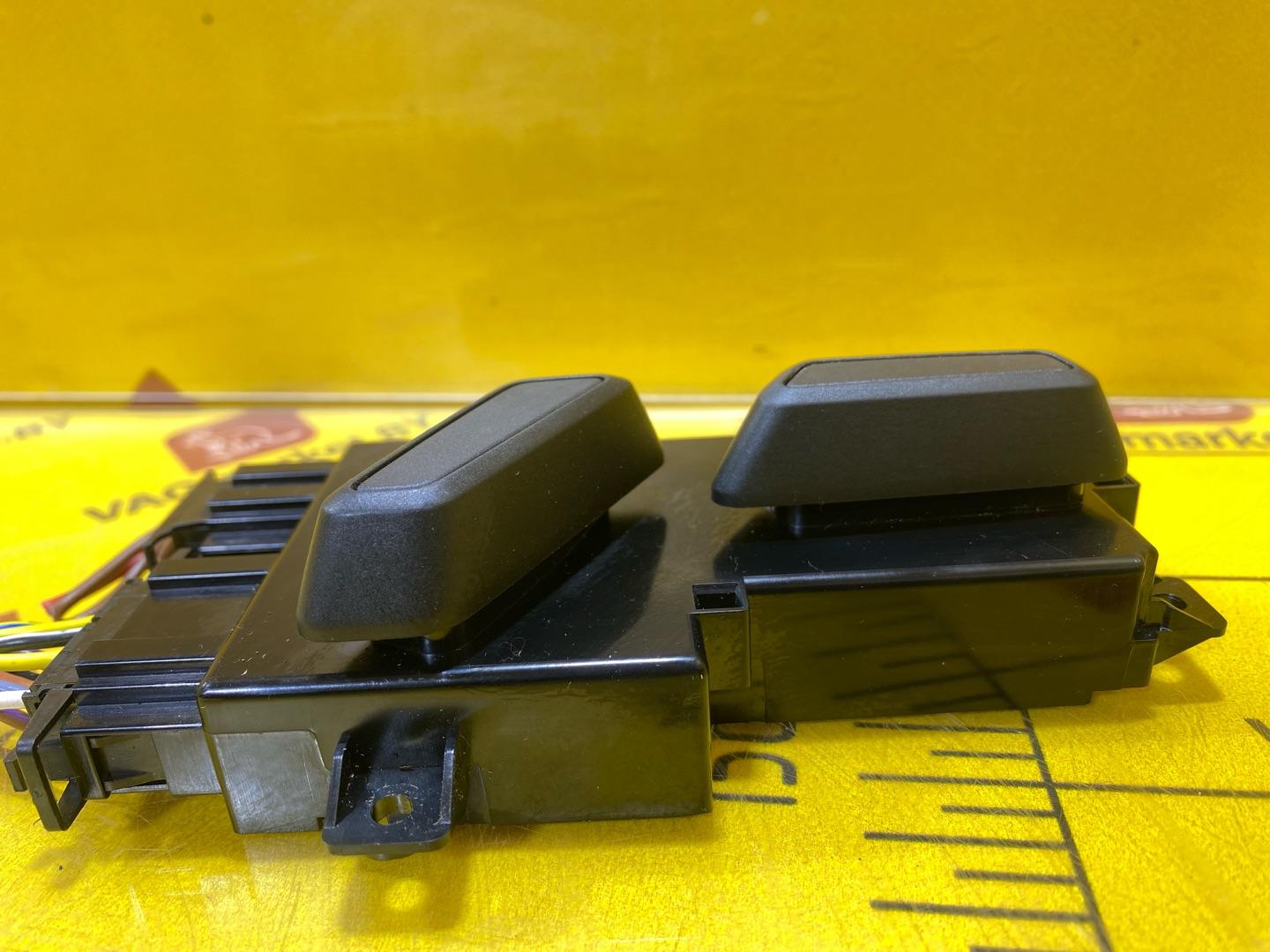 блок управления сиденьем Audi Q3 F3 2021, 2.0 л., бензин, 4N0959747F - фото №4