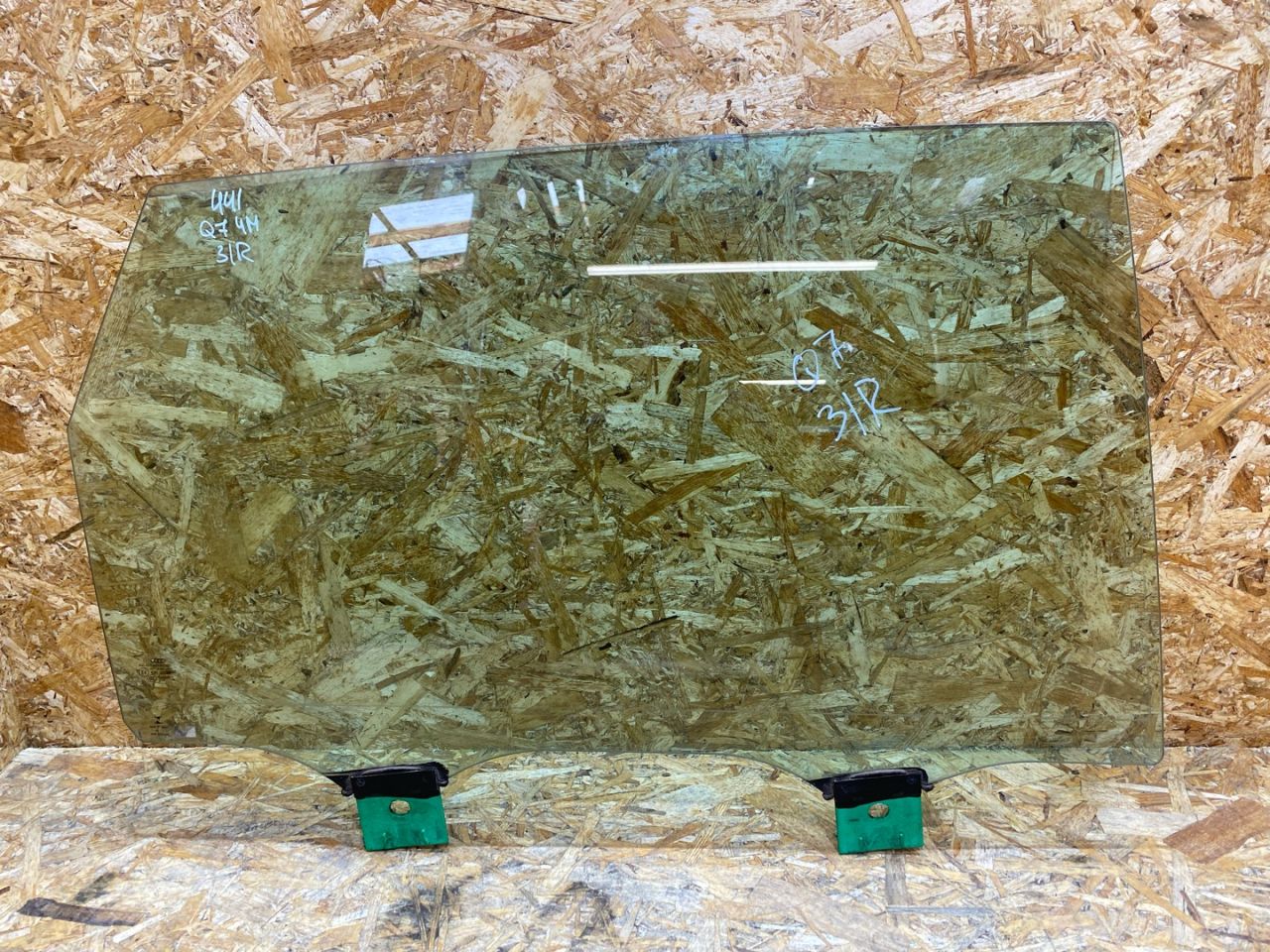 стекло двери задней правой Audi Q7 4M 2016, 3.0 л., дизель, 4M0845026 - фото №1