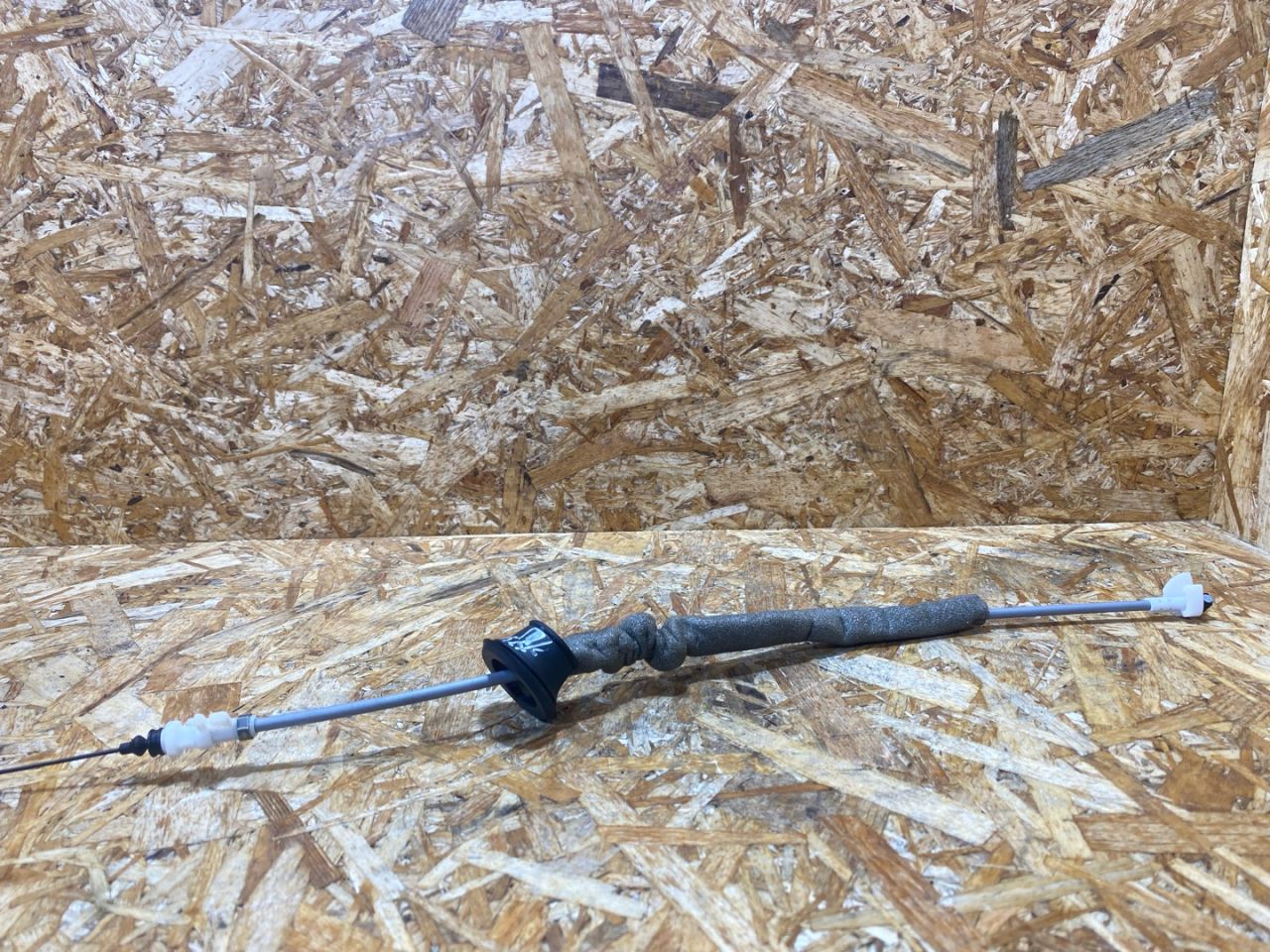 трос двери Audi Q5 FY 2018, 2.0 л., дизель, 80A837085B - фото №1