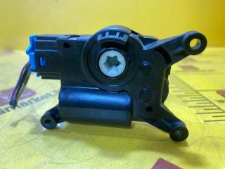 моторчик заслонки печки Volkswagen Tiguan 2 поколение 2016, 2.0 л., бензин, 5Q0907511L