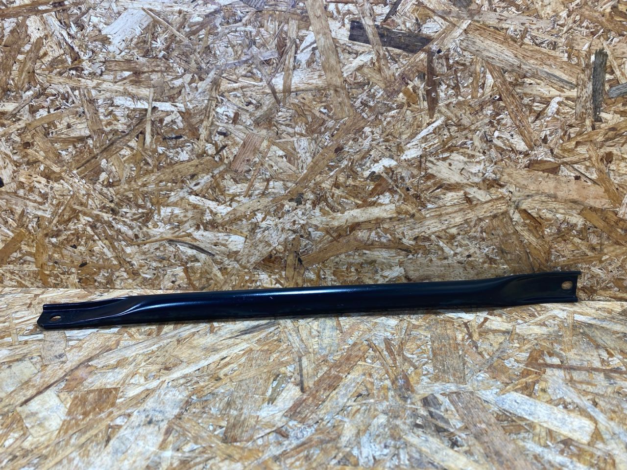 распорка стоек Audi Q5 FY 2018, 2.0 л., дизель, 80A805646 - фото №1