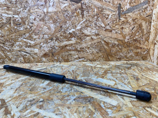 амортизатор капота Audi Q5 FY 2018, 2.0 л., дизель, 80A823359A