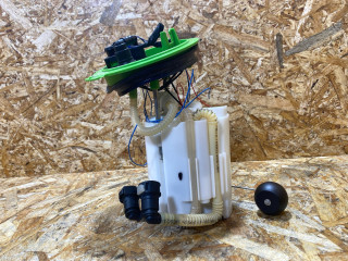 насос топливный Volkswagen T-Roc 1 поколение [рестайлинг] 2024, 2.0 л., бензин, 5Q0919087AQ