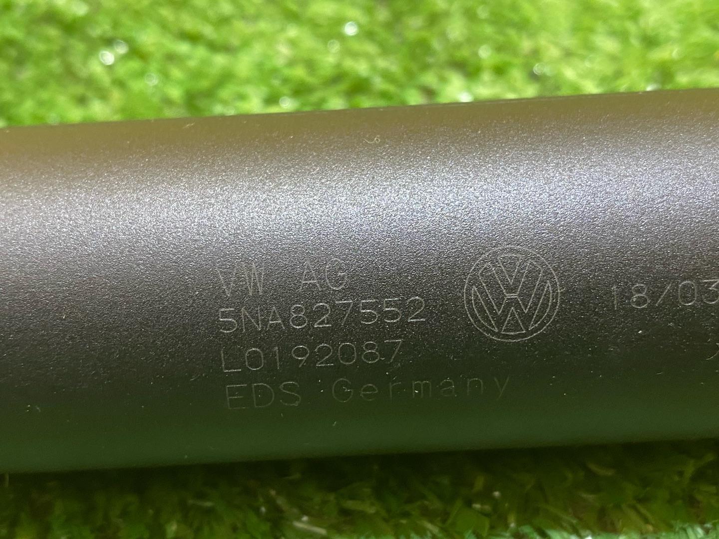 электропривод багажника Volkswagen Tiguan 2 поколение 2020, 2.0 л., бензин, 5NA827851B, 5NA827852A - фото №4