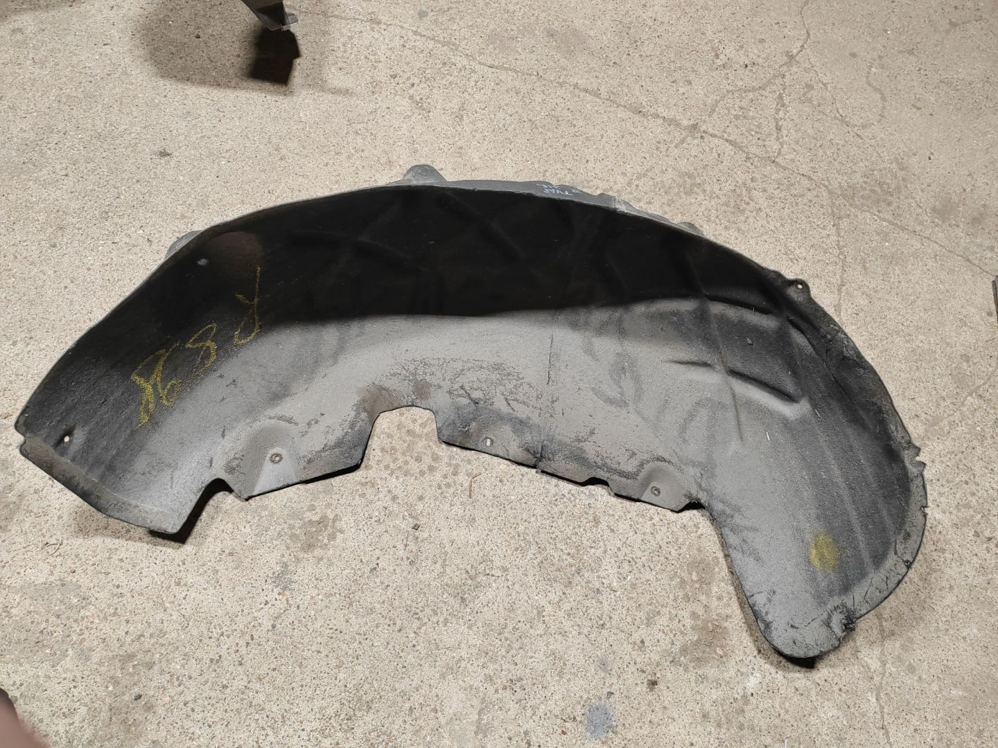 защита арок задняя левая (подкрылок) Volkswagen Touareg 2 поколение 2012, 3.0 л., дизель, 7P6810971