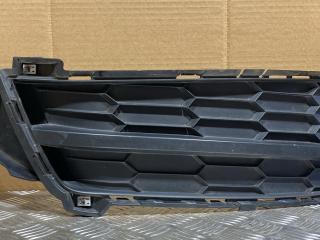 заглушка (решетка) в бампер Skoda Karoq 1 поколение 2019, 1.5 л., бензин, 57A121763, 57A807367