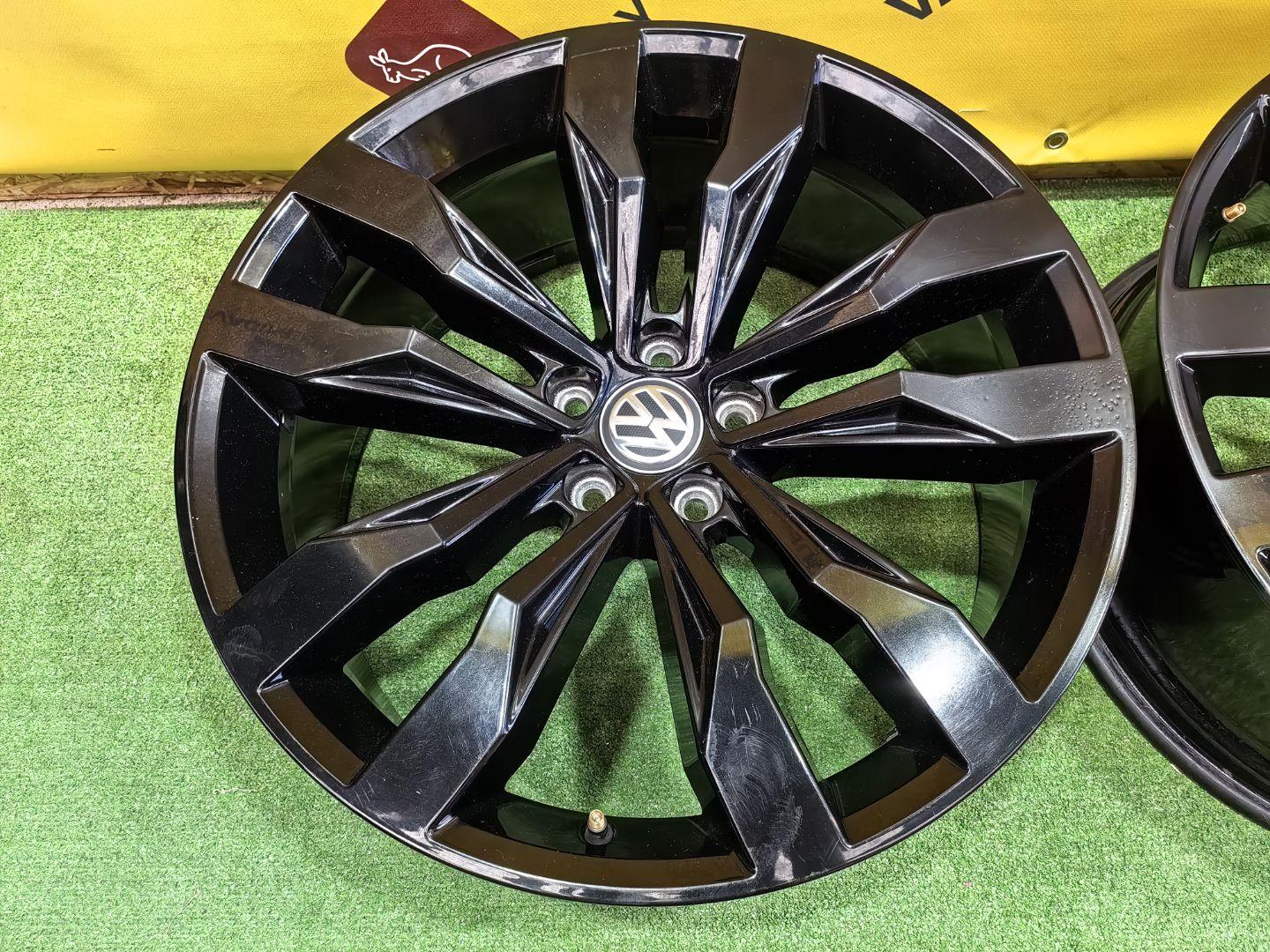 диск литой Volkswagen Tiguan 2 поколение 2020, 2.0 л., бензин, 5NN601025Q, 5NN601025E - фото №5