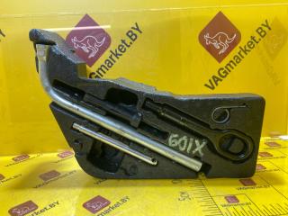 ящик под инструменты Audi Q7 4L [рестайлинг] 2013, 3.0 л., дизель, 4L0012113E