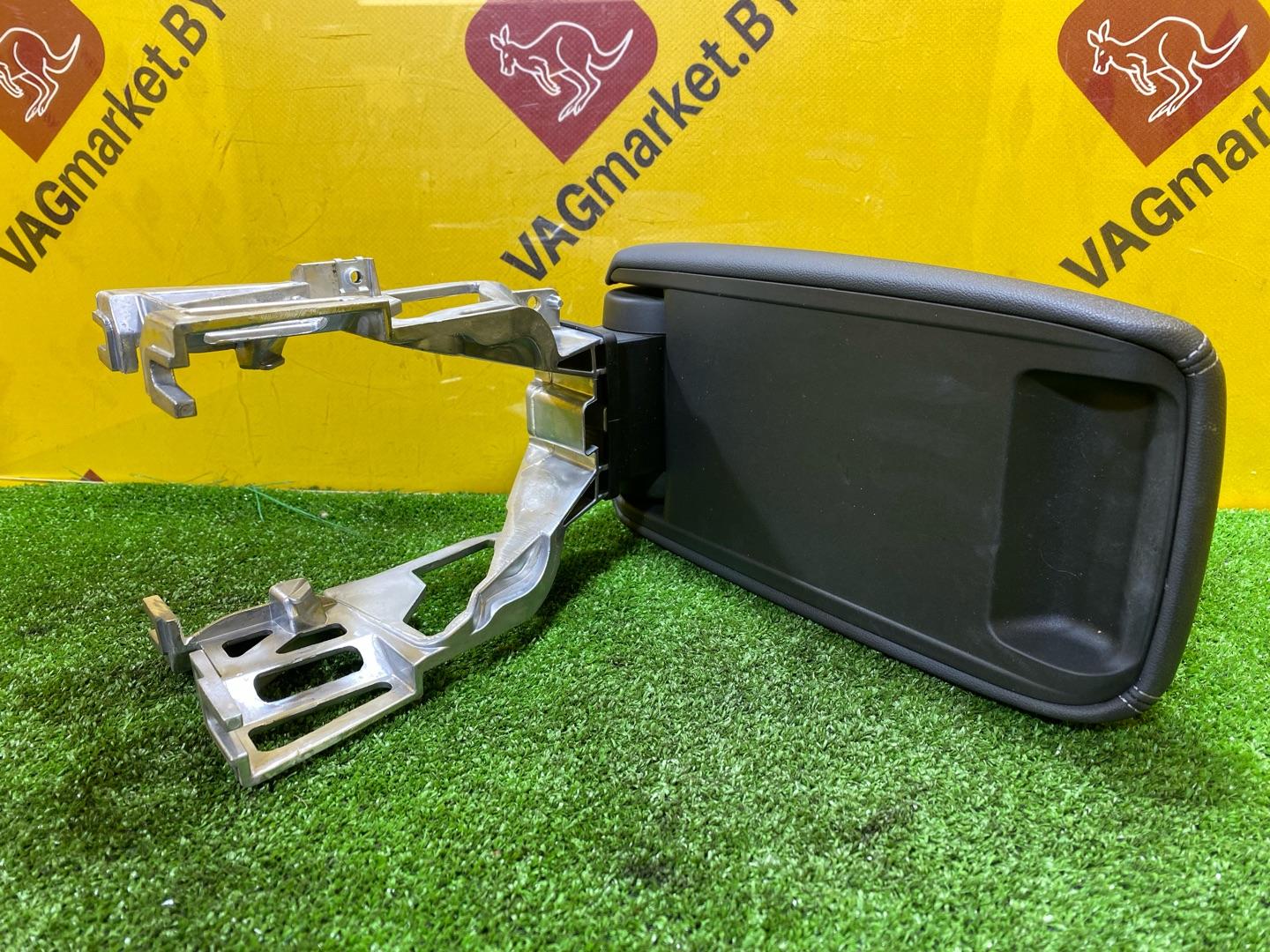 подлокотник Audi Q3 Sportback F3 2021, 2.0 л., бензин, 83A864207A, 83A864283 - фото №7