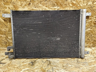 радиатор кондиционера Volkswagen Passat B8 2016, 2.0 л., дизель, 5Q0816411AK