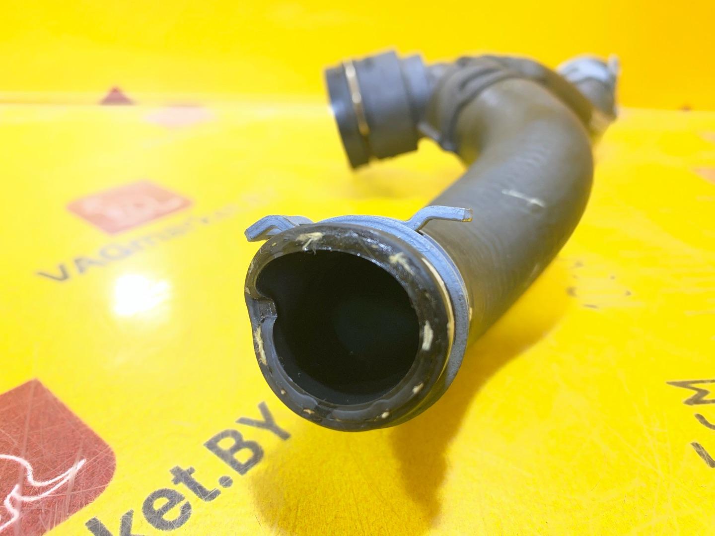 патрубок радиатора Audi Q3 F3 2021, 2.0 л., бензин, 5Q0122058K - фото №6