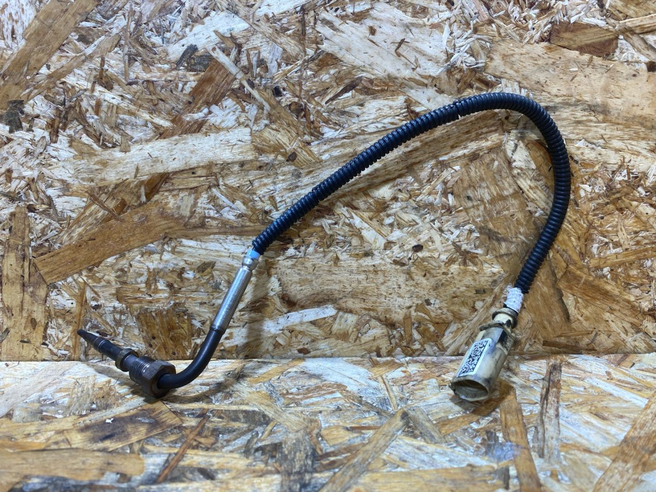 датчик давления (температуры) выхлопных газов Audi Q7 4M 2016, 3.0 л., дизель, 059906088CN - фото №1