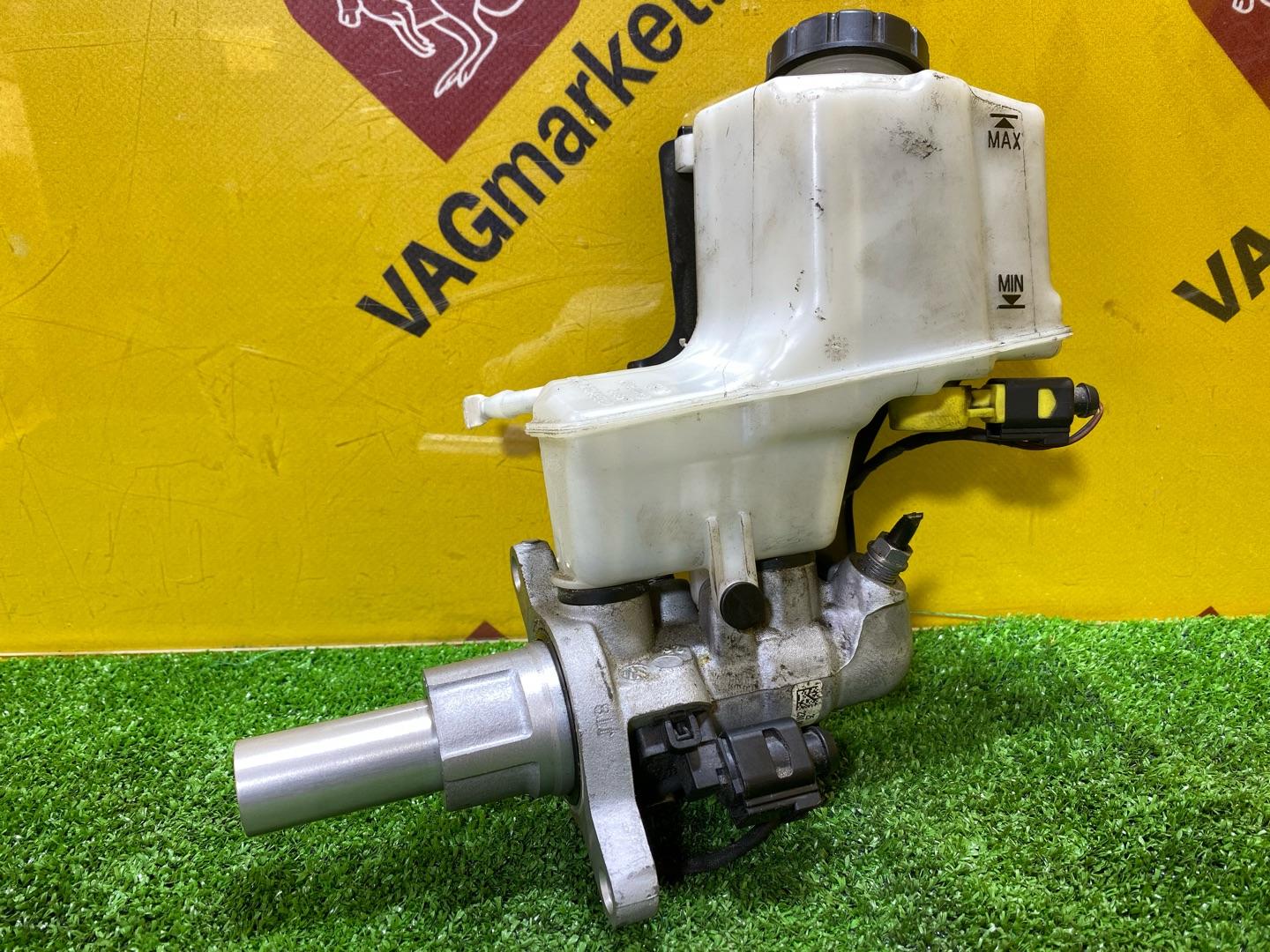 цилиндр тормозной главный Volkswagen Tiguan 2 поколение [рестайлинг] 2022, 2.0 л., бензин